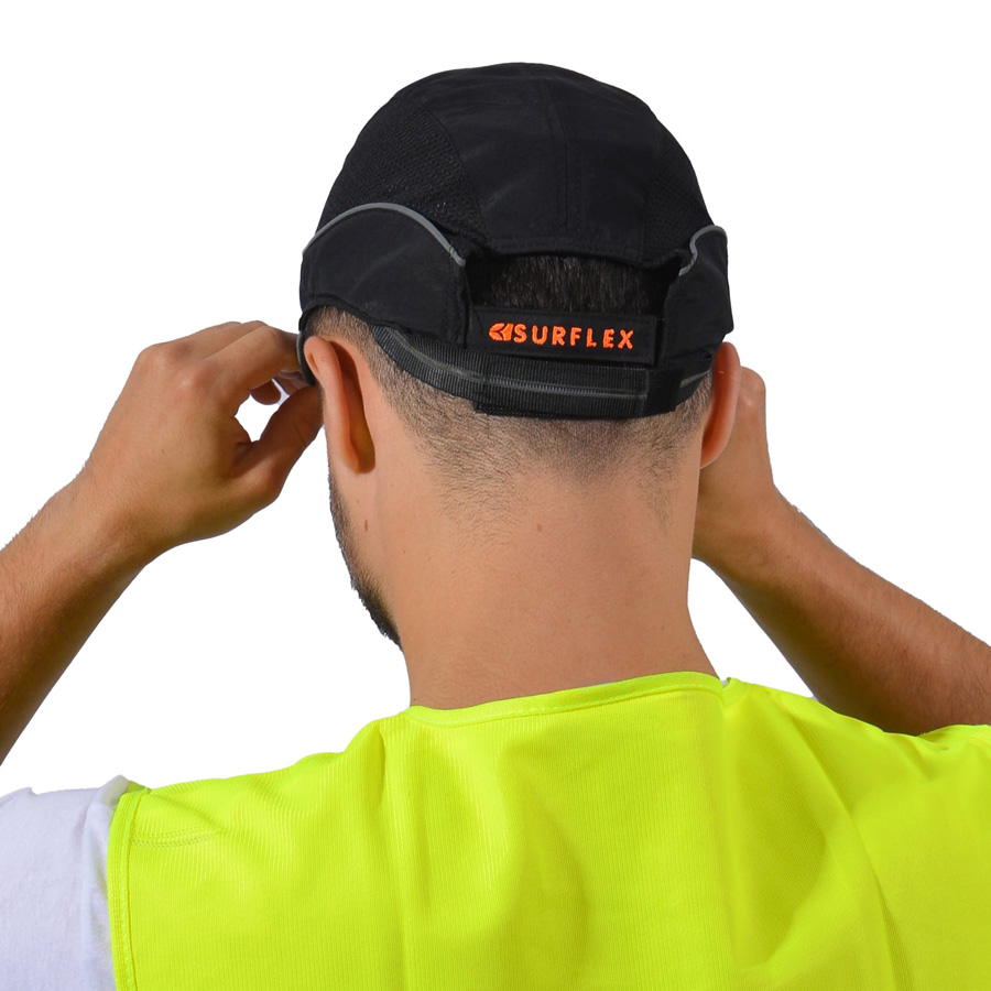 Gorra de seguridad Surflex AIR+ con carcasa ligera y ventilada Scarap5, diseño ergonómico, tiras reflectantes y zonas de absorción del sudor.